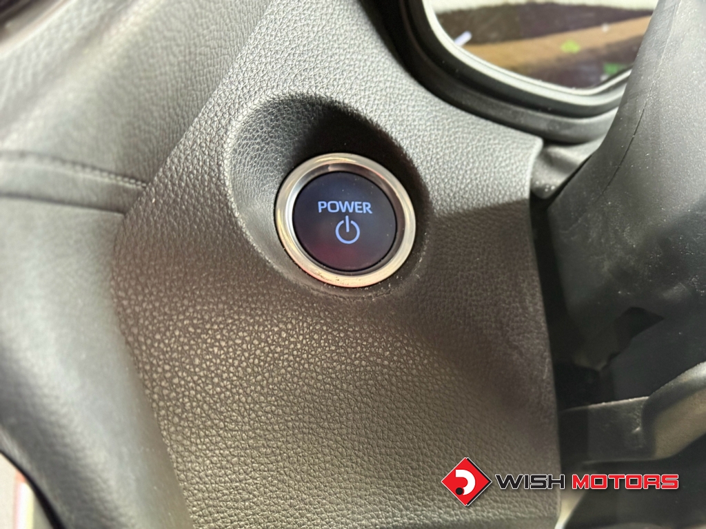 TOYOTA Collora CROSS 1.8 Hybrid Premium AT ปี 2021 #13 (L)