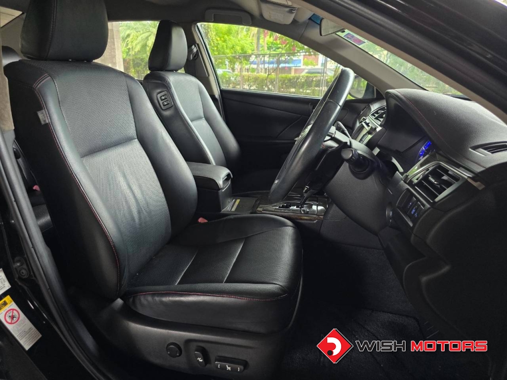 TOYOTA CAMRY 2.0 [G] Extremo AT ปี 0 #18 (L)