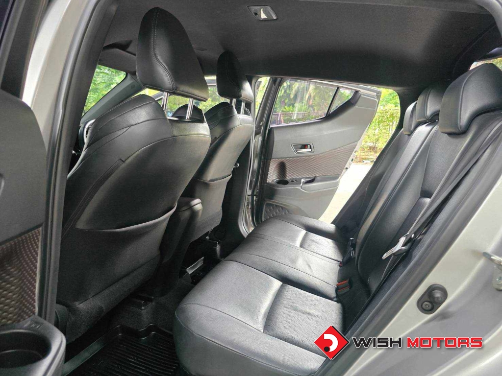 TOYOTA CH-R HV Hi HYBRID AT ปี 2021 #8 (L)