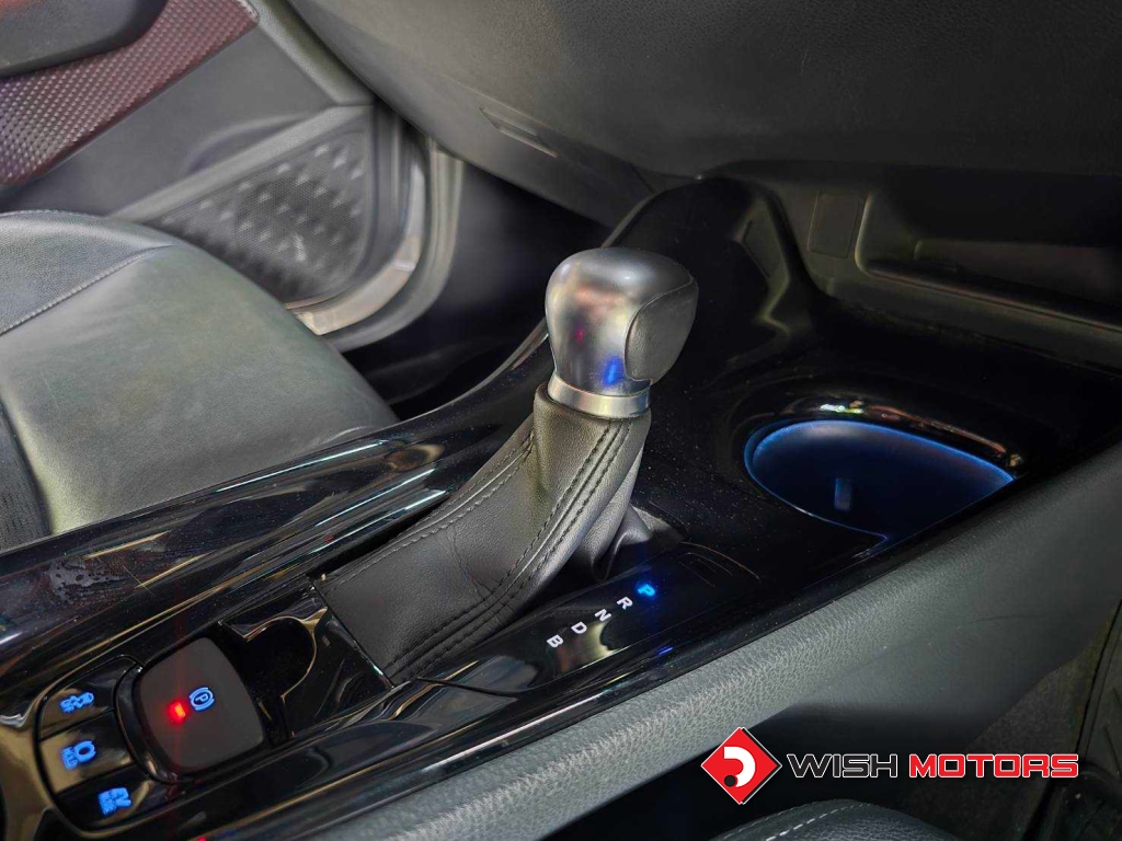 TOYOTA CH-R HV Hi HYBRID AT ปี 2021 #20 (L)
