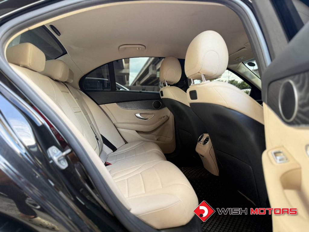 MERCEDES-BENZ C-CLASS C350e Avantgarde  ปี 2019 #10 (L)