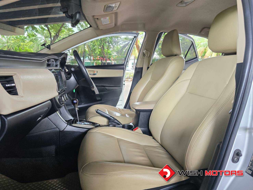 TOYOTA ALTIS 1.6 G AT ปี 2014 #19 (L)