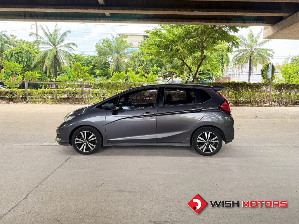 HONDA JAZZ i-VTEC 1.5 [RS] AT ปี 2021 #8 (L)
