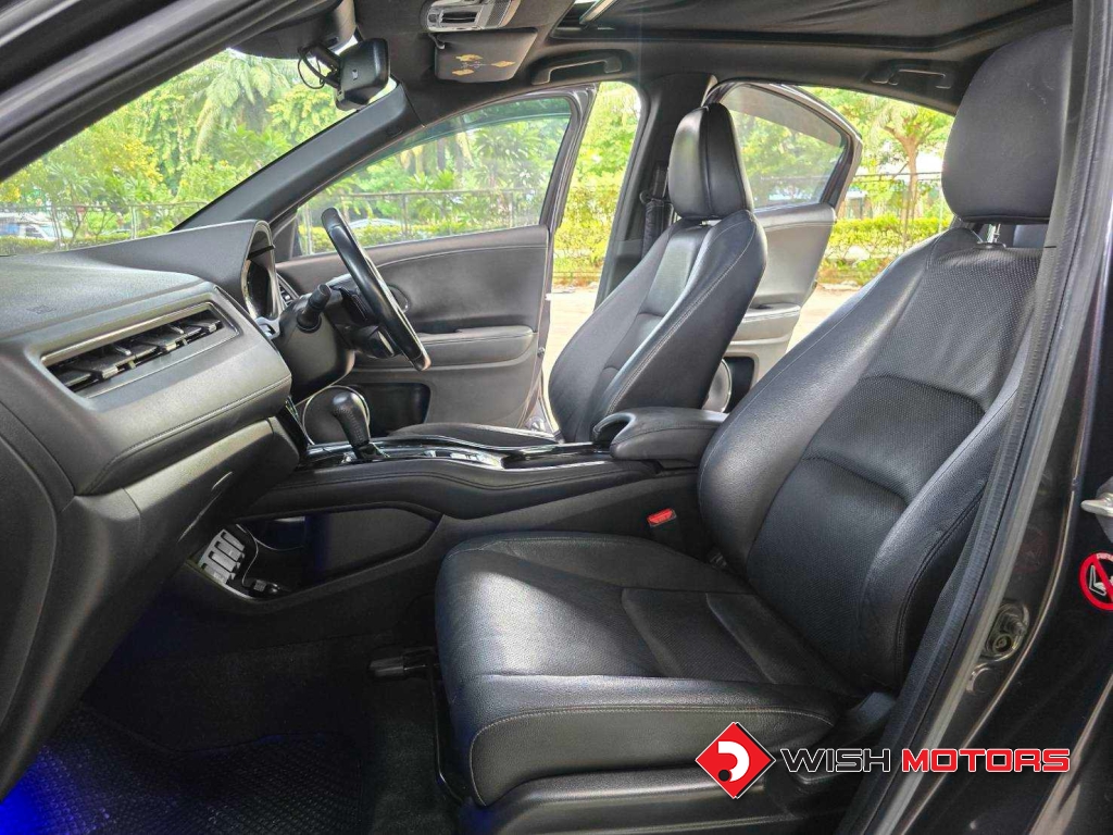 HONDA HR-V 1.8 RS AT ปี 2018 #11 (L)