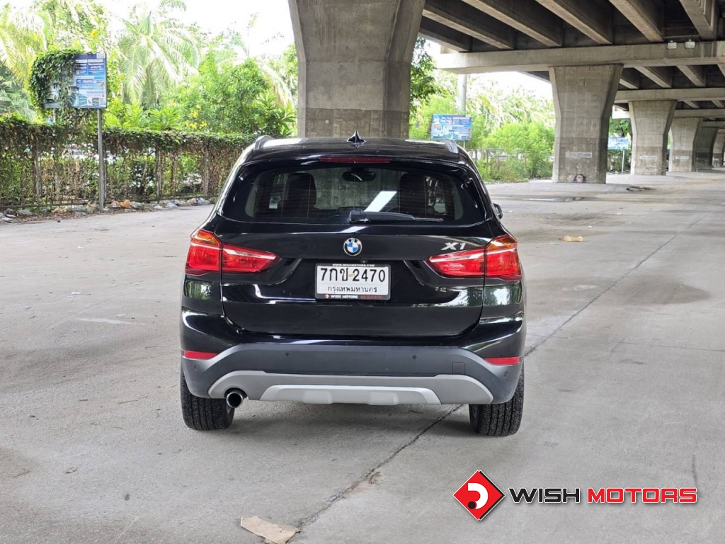 BMW X1 sDrive 18i AT ปี 2018 #5 (L)