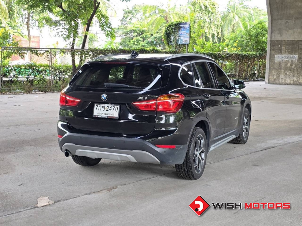 BMW X1 sDrive 18i AT ปี 2018 #6 (L)