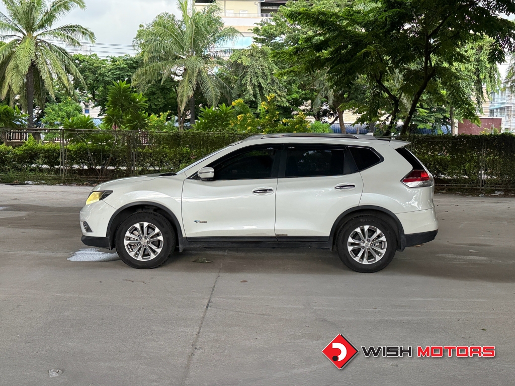 NISSAN X-TRAIL 2.0 V Hybrid AT4WD. ปี 2016 #7 (L)