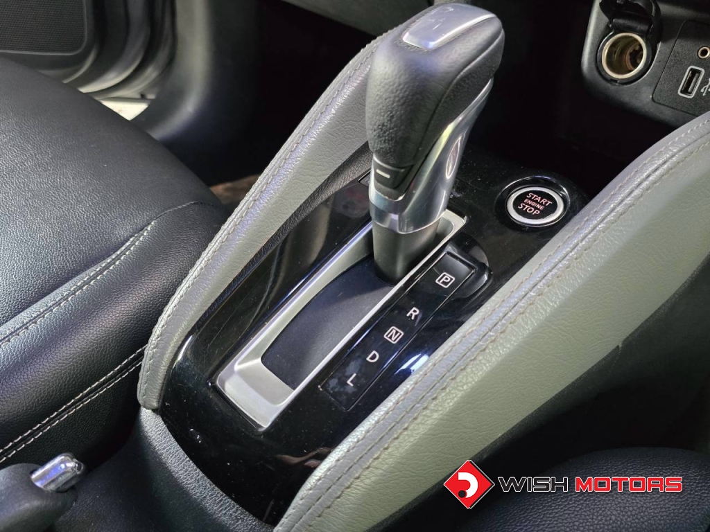NISSAN ALMERA 1.0 VL Turbo AT ปี 2020 #17 (L)