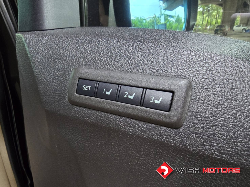 TOYOTA ALPHARD 2.4 [V] AT ปี 2010 #12 (L)
