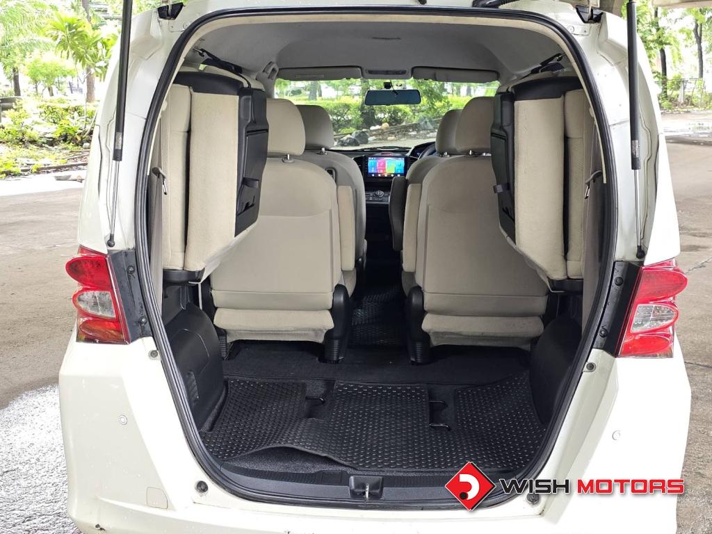 HONDA FREED 1.5 [EL] AT ปี 2010 #8 (L)