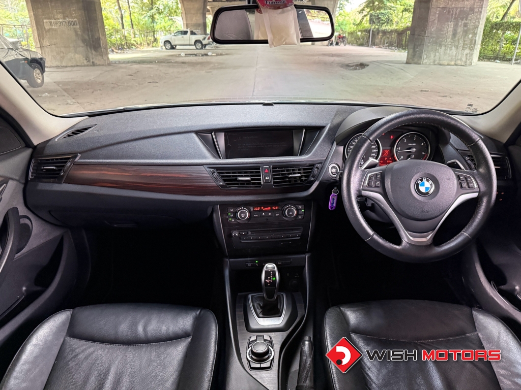 BMW X1 [sDrive] 20d AT ปี 2015 #7 (L)