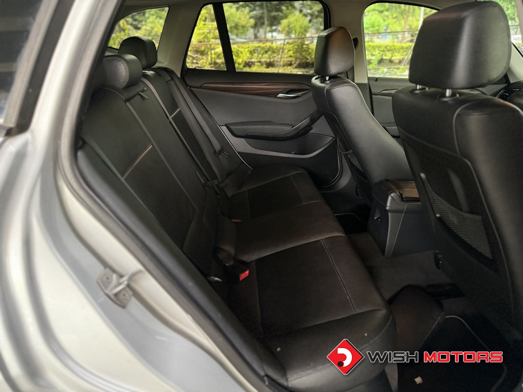 BMW X1 [sDrive] 20d AT ปี 2015 #13 (L)