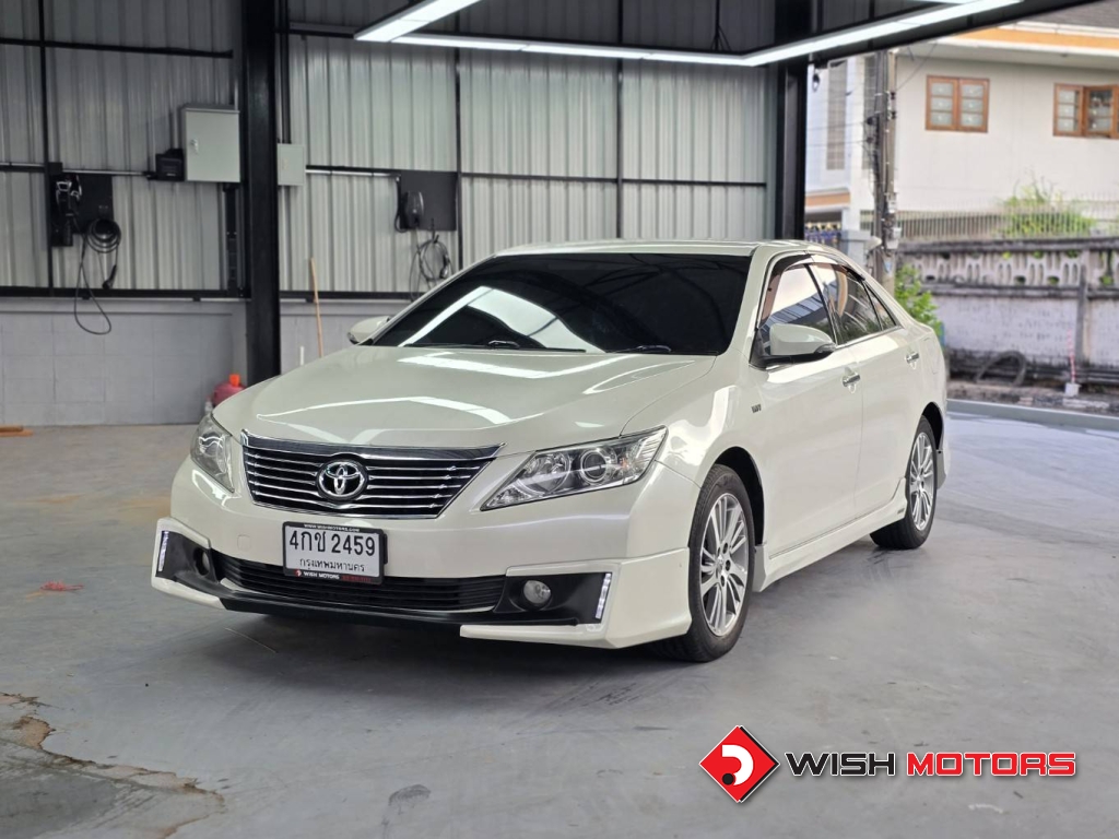 TOYOTA CAMRY 2.0 [G] Extremo AT ปี 2015 #3 (L)