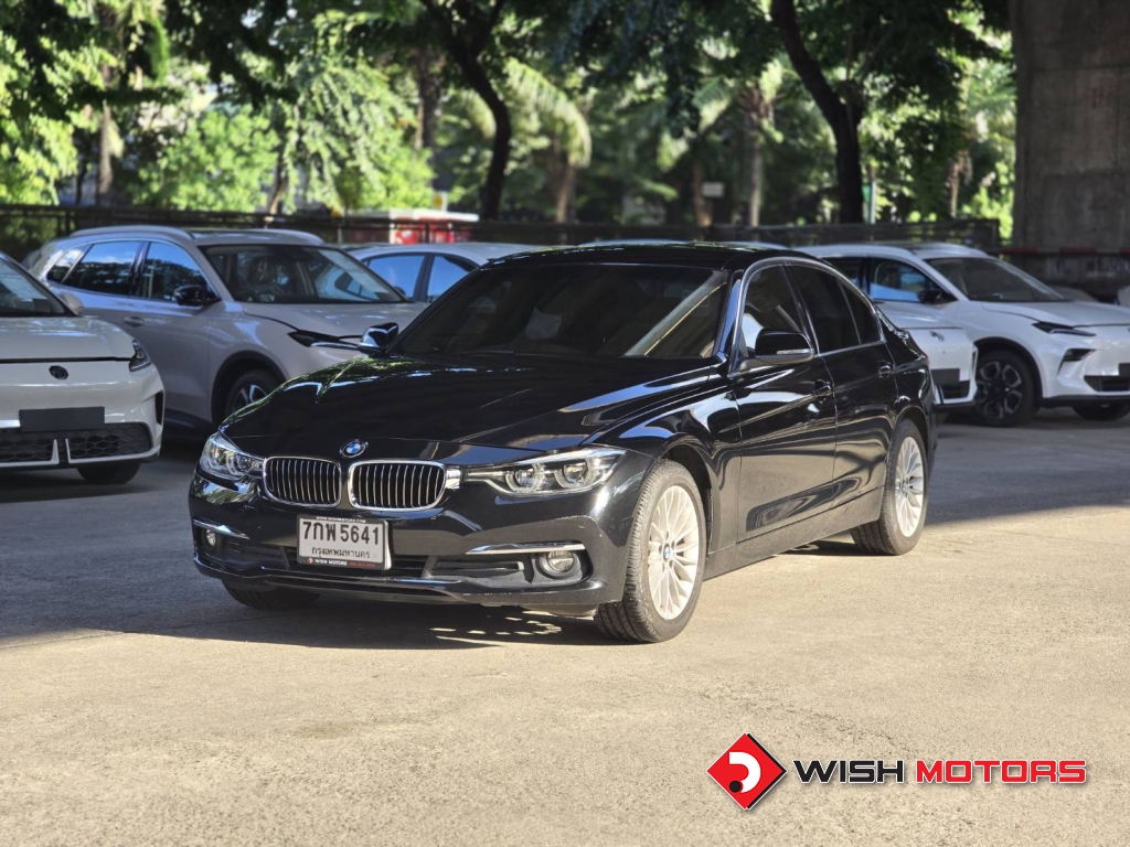 BMW SERIES 3 320d AT ปี 2018 #3 (L)