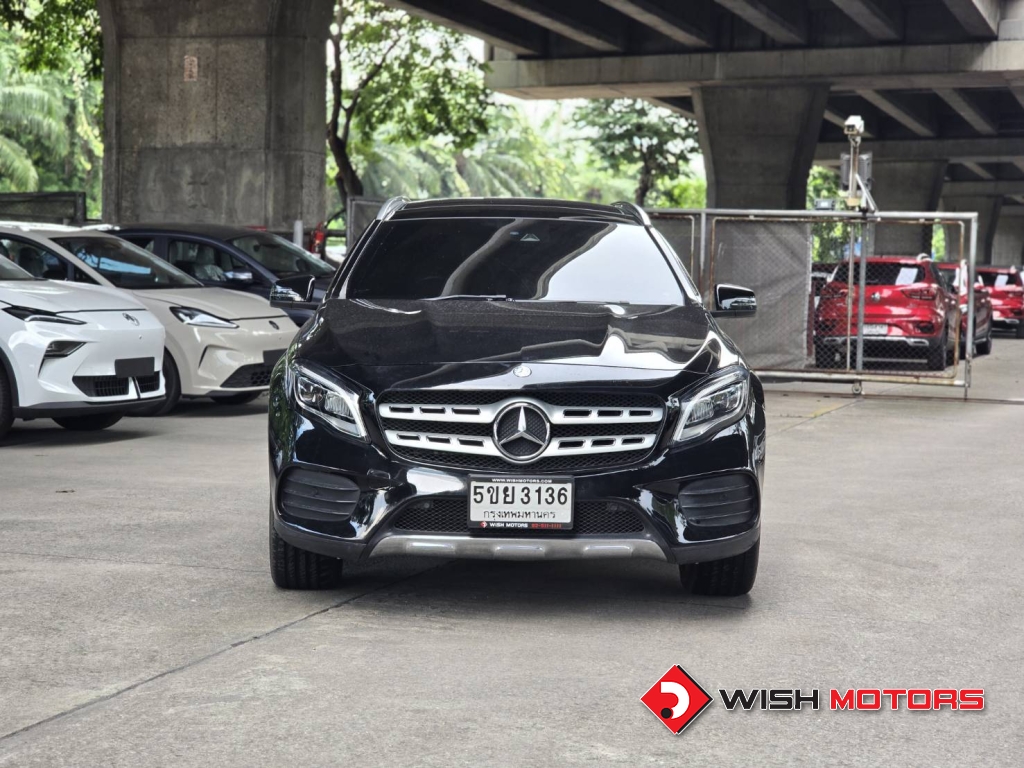 MERCEDES-BENZ GLA-CLASS GLA 200 AT ปี 2017 #2 (L)