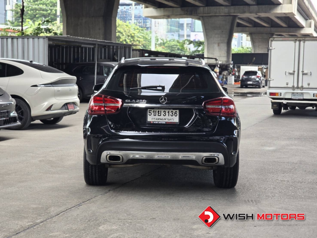 MERCEDES-BENZ GLA-CLASS GLA 200 AT ปี 2017 #5 (L)