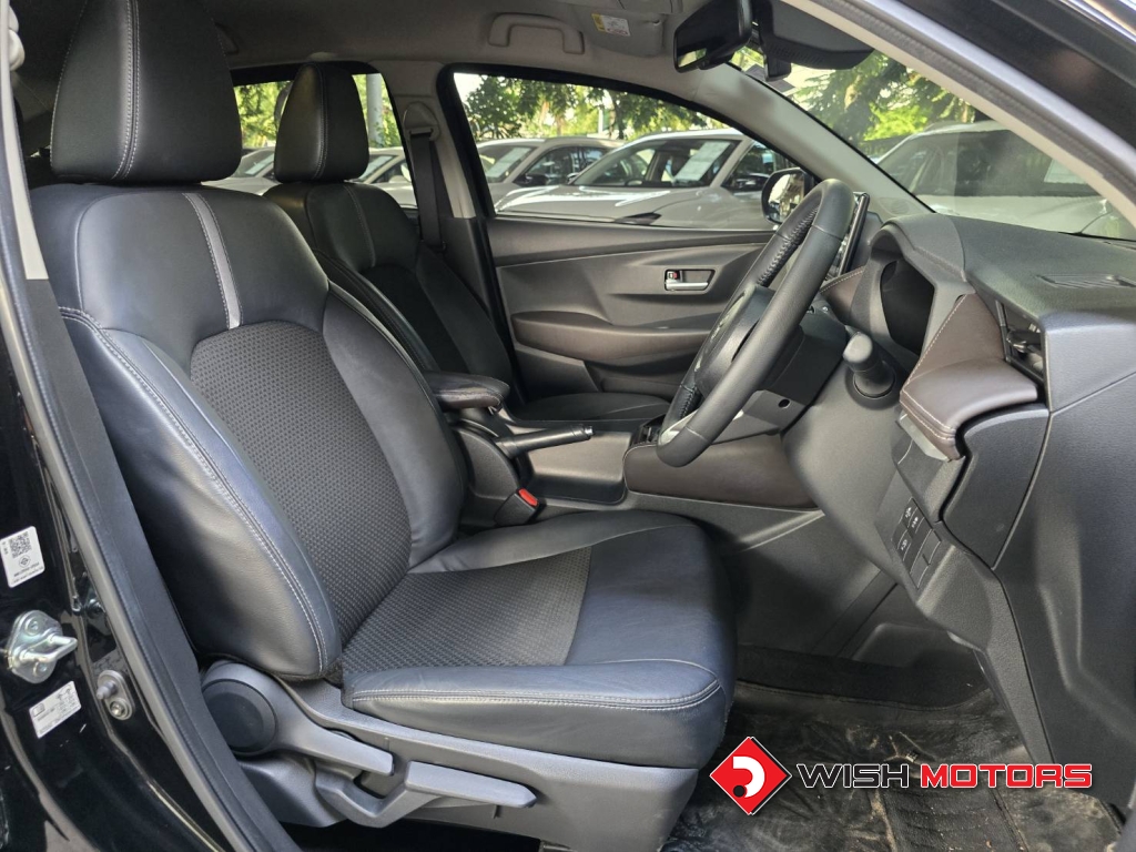 TOYOTA YARIS ATIV 1.2 SMART AT ปี 2022 #10 (L)
