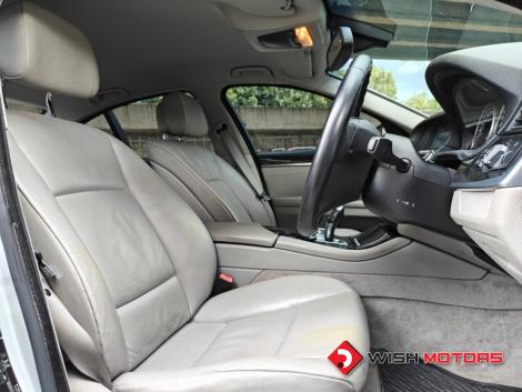 BMW SERIES 5 523i AT ปี 2010 #16