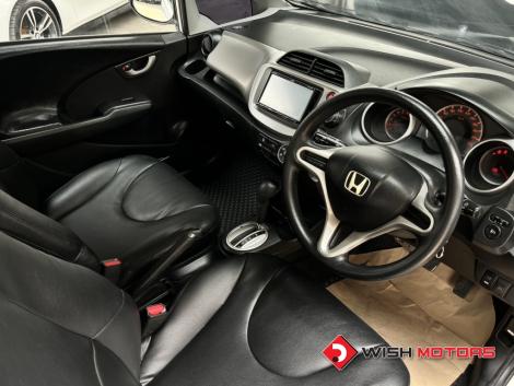 HONDA JAZZ i-VTEC 1.5 [S] AT ปี 2010 #11