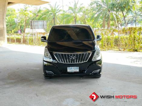 HYUNDAI H-1 โฉมปี (08-17) 2.5 CRDi [Deluxe] AT ปี 2017 ราคา 729,000.- (#C2025040229)