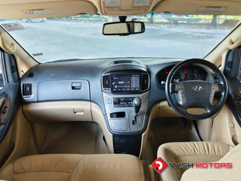 HYUNDAI H-1 2.5 CRDi [Deluxe] AT ปี 2017 #12
