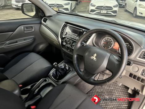 MITSUBISHI TRITON (ปี15-18) 2.4 GLX MT ปี 2015 #11