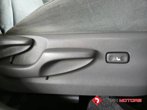 TOYOTA PRIUS Hybrid Synergy Drive 1.8 AT ปี 2011 #13