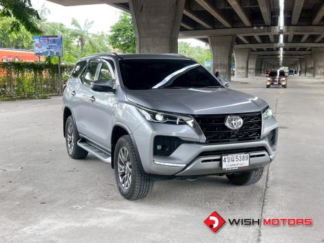TOYOTA FORTUNER 2.4 [V] AT ปี 2021 #1