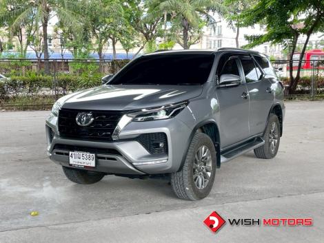 TOYOTA FORTUNER 2.4 [V] AT ปี 2021 #3