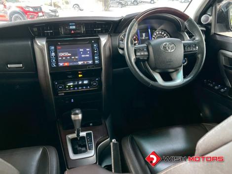 TOYOTA FORTUNER 2.4 [V] AT ปี 2016 #12