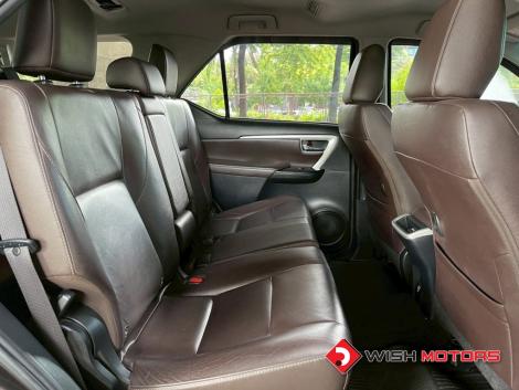TOYOTA FORTUNER 2.4 [V] AT ปี 2016 #15