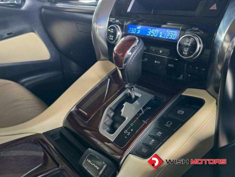 TOYOTA VELLFIRE HYBRID 2.5 [E-Four] AT ปี 2015 #7