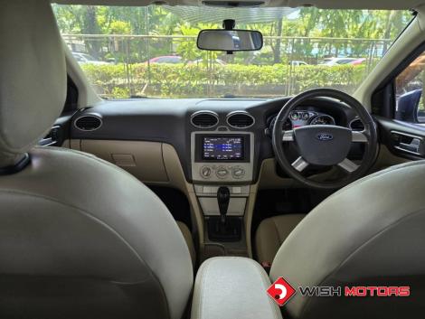 FORD FOCUS 1.8  AT ปี 2010 #16