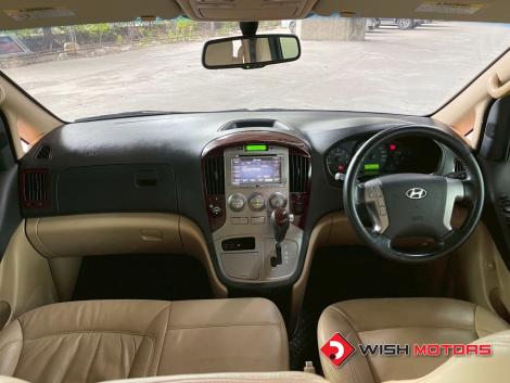 HYUNDAI GRAND STAREX [PREMIUM] 2.5 CRDi VGT AT ปี 2011 #10