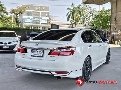 HONDA ACCORD 2.0 [E] AT ปี 2016 #6