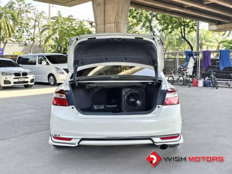 HONDA ACCORD 2.0 [E] AT ปี 2016 #7