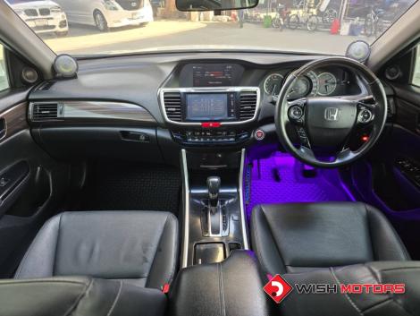 HONDA ACCORD 2.0 [E] AT ปี 2016 #17