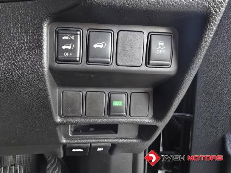 NISSAN X-TRAIL 2.0 V AT4WD. ปี 2015 #15