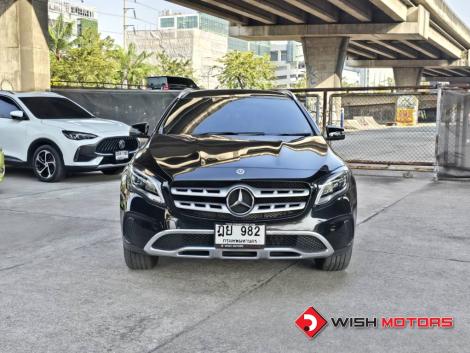 MERCEDES-BENZ GLA-CLASS GLA 200 AT ปี 2019 ราคา 539,000.-