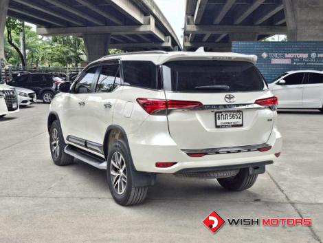 TOYOTA FORTUNER 2.4 [V] AT ปี 2019 #4