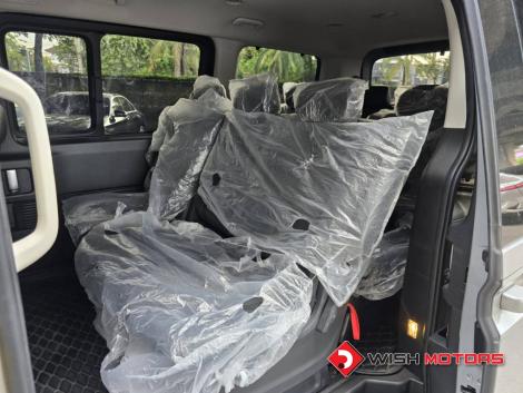 HYUNDAI STARIA 2.2 S AT ปี 2022 #13