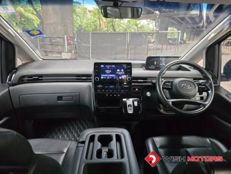 HYUNDAI STARIA 2.2 S AT ปี 2022 #18