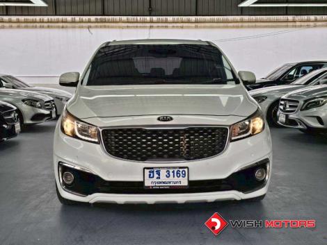 KIA GRAND CARNIVAL 2.2 EX AT ปี 2017 ราคา 499,000.-