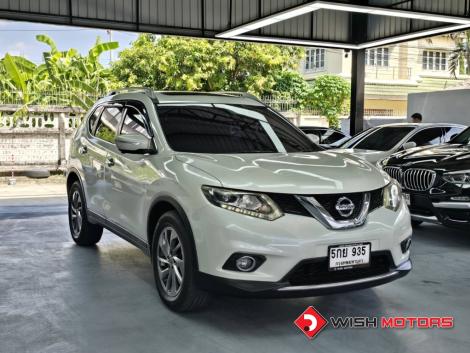 NISSAN X-TRAIL 2.5 V AT4WD. ปี 2015 #1