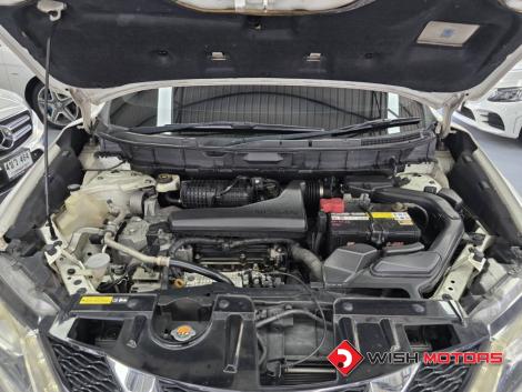 NISSAN X-TRAIL 2.5 V AT4WD. ปี 2015 #9