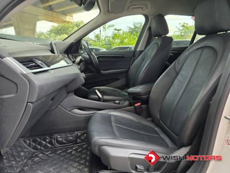 BMW X1 sDrive 18i AT ปี 2020 #16