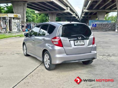 HONDA JAZZ i-VTEC 1.5 [SV] AT ปี 2009 #4