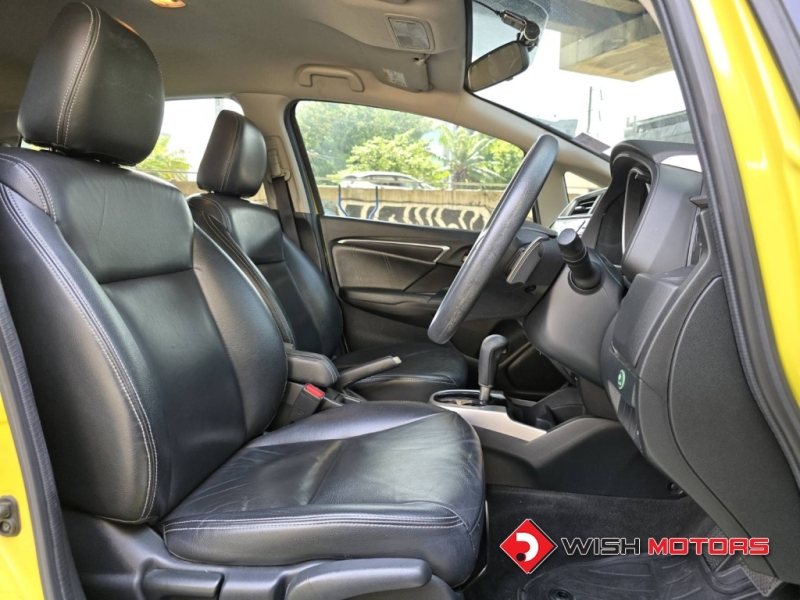 HONDA JAZZ i-VTEC 1.5 [SV] AT ปี 2015 #12