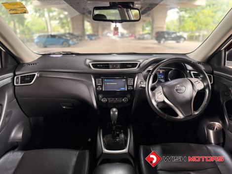 NISSAN X-TRAIL 2.0 V Hybrid AT4WD. ปี 2016 #11