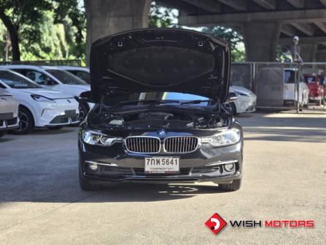BMW SERIES 3 320d AT ปี 2018 #9